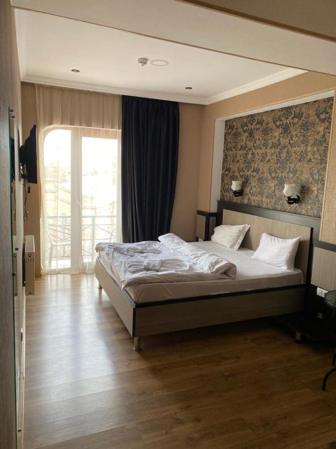 7 Baits Hotel Tbilisi ภายนอก รูปภาพ